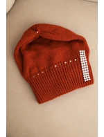 Dámská zimní čepice vlněná s model 21750386 - K-Fashion Dámská zimní čepice vlněná s model 21750386 - K-Fashion