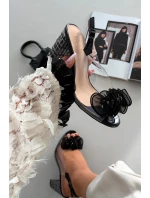 Sandály na podpatku s krystaly D&A model 21900368 Černé - S.Barski