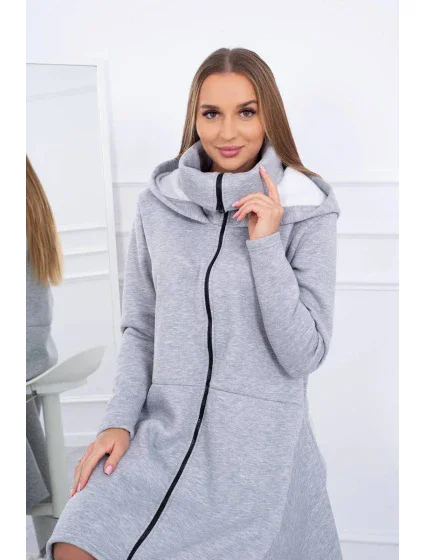 Zateplené šaty s delšími boky šedé Zateplené šaty s delšími boky šedé