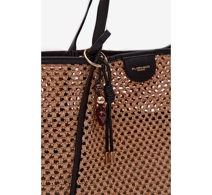 Velká světle hnědá pletená taška typu s přívěskem model 22111692 - Flora&Co