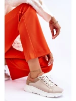 Pohodlné kožené tenisky na platformě Béžove model 21613251 - Boto Pohodlné kožené tenisky na platformě Béžove model 21613251 - Boto