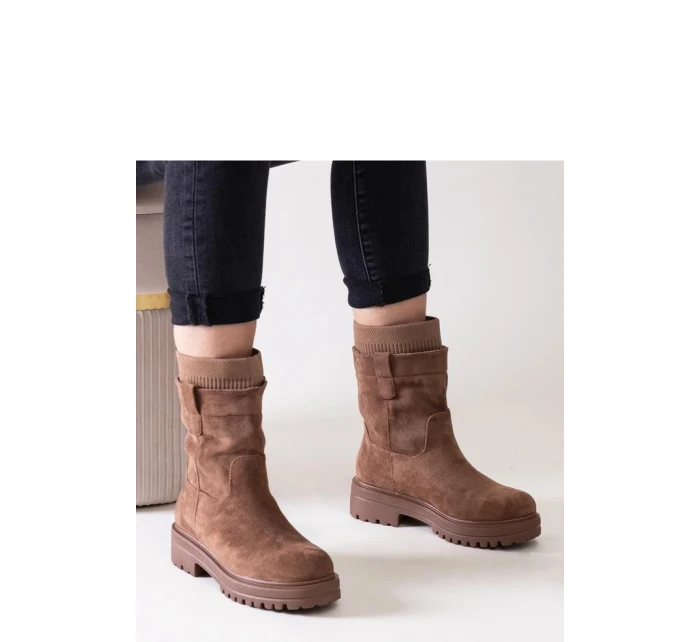 Boty model 205805 Solea Boty model 205805 Solea