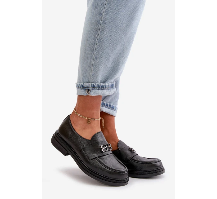 Zazoo 20102 Moderní Lakové Polobotky na Masivní Platformě Černé Zazoo 20102 Moderní Lakové Polobotky na Masivní Platformě Černé