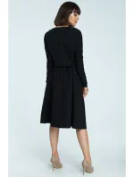 B087 Šaty midi střihu - černé