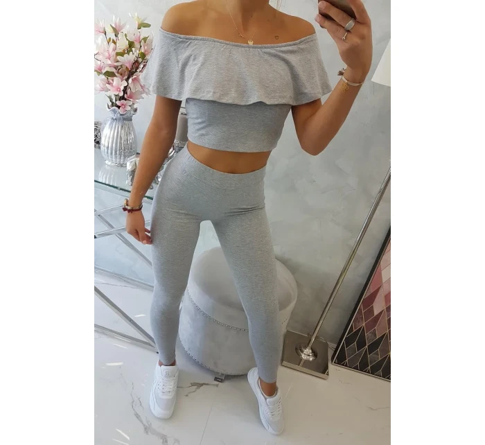 Sada s volánkem šedá