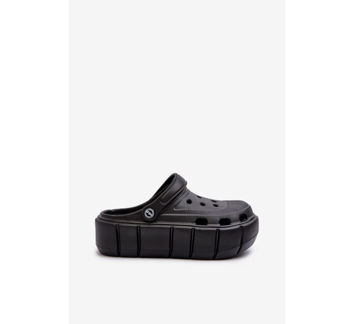 Dámské černé pěnové sandály model 21661037 - Boto Dámské černé pěnové sandály model 21661037 - Boto