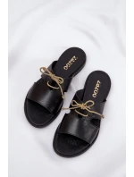 Dámské kožené sandály na plochém podpatku Zazoo 3022 černé