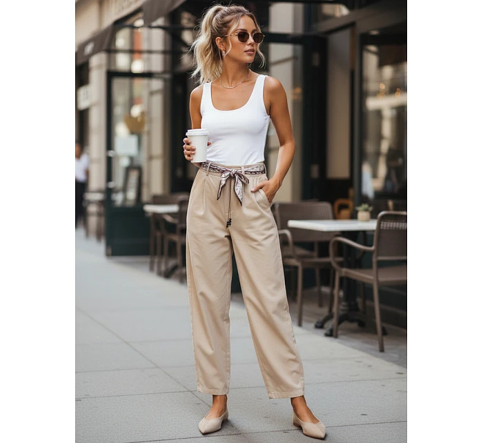 Dámské kalhoty s vysokým pasem a záševky béžové FashionStreet UY2900 Dámské kalhoty s vysokým pasem a záševky béžové FashionStreet UY2900